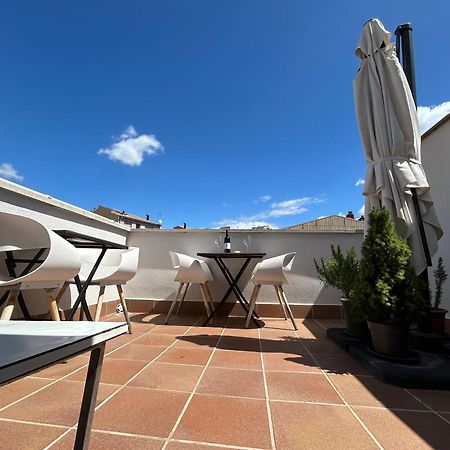Hostal Somnis Suria Buitenkant foto