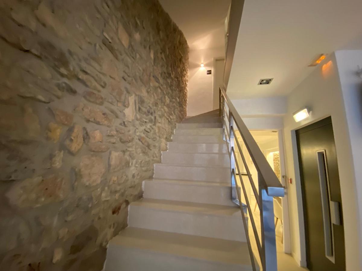 Hostal Somnis Suria Buitenkant foto
